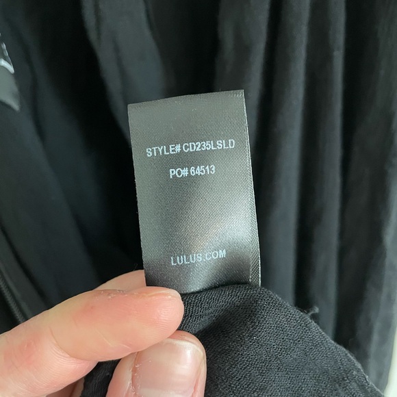 Lulu’s Black ruffle midi dress, adjustable straps. Size M, zipper back - Picture 7 of 8